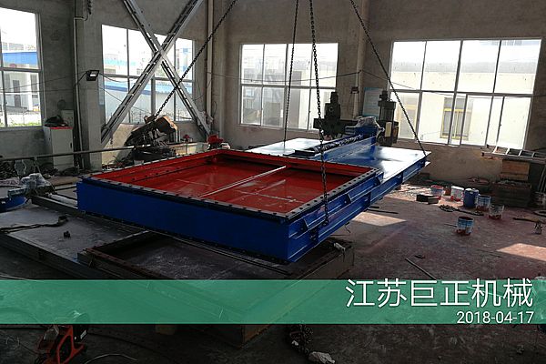 方形擋板門（寬3m）已成型，后期噴漆展示圖