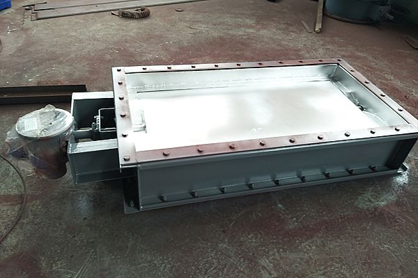 矩形擋板門（寬14M）制作完工，車間一覽
